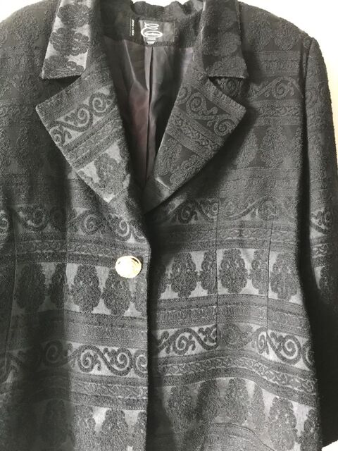 VESTE NOIRE DESSINS en MOIRE  T. 44 10 Saint-Genis-Laval (69)