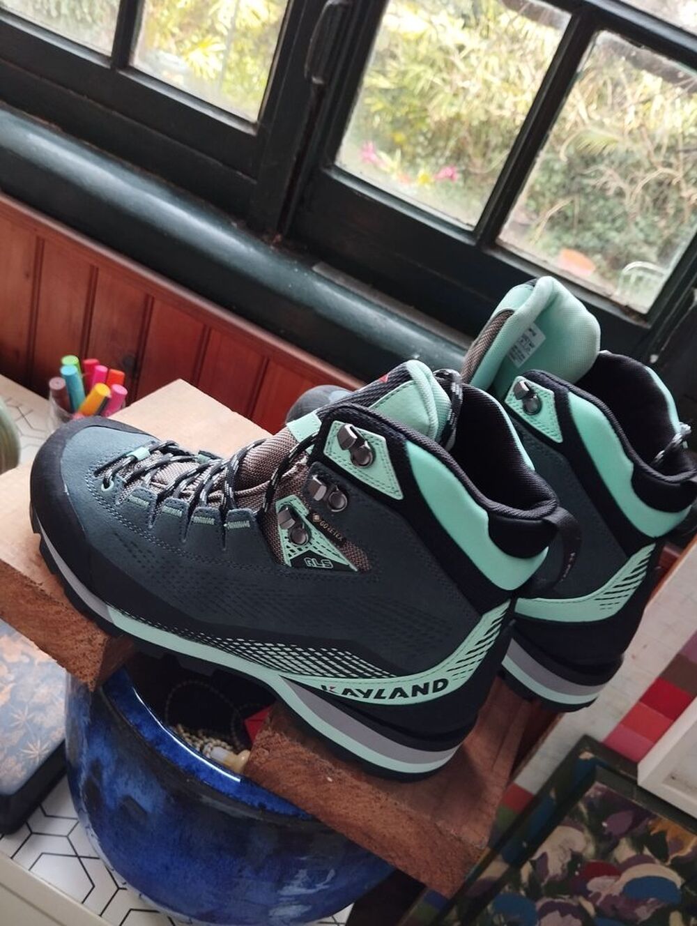 Chaussures randonn&eacute;e Chaussures