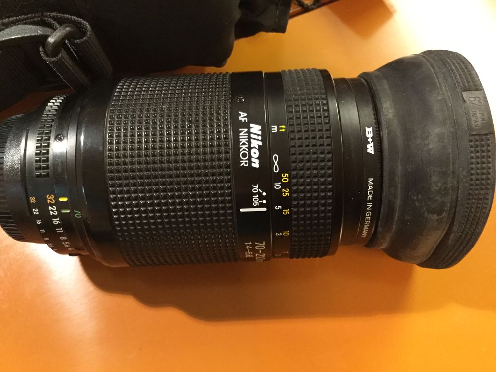 TELE OBJECTIF NIKON
AF HIKKOR 70-210 mm Photos/Video/TV