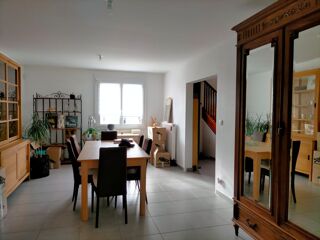  Maison à louer 6 pièces 121 m² Saint-herblain