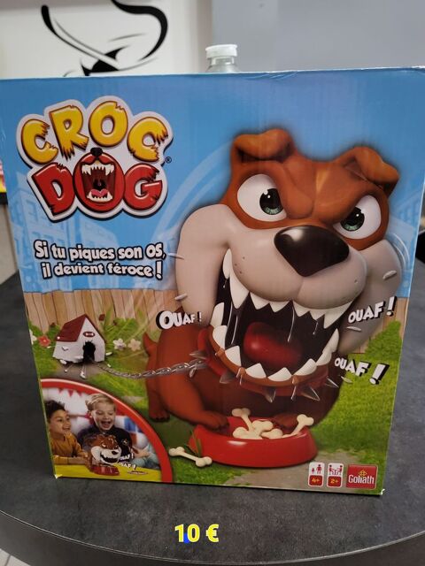 Jeu de socit  Croc Dog   10 Metz (57)