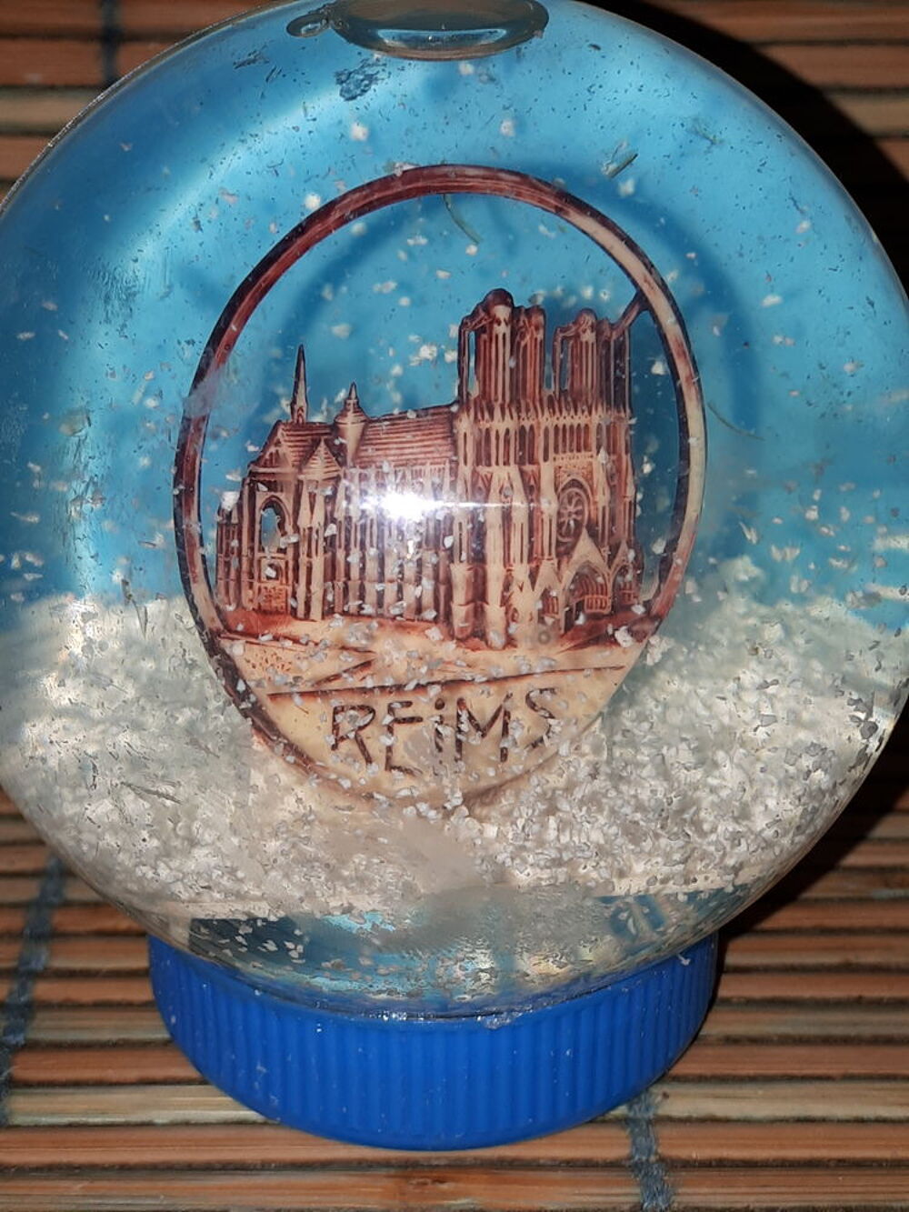 Boule de neige souvenir de Reims 