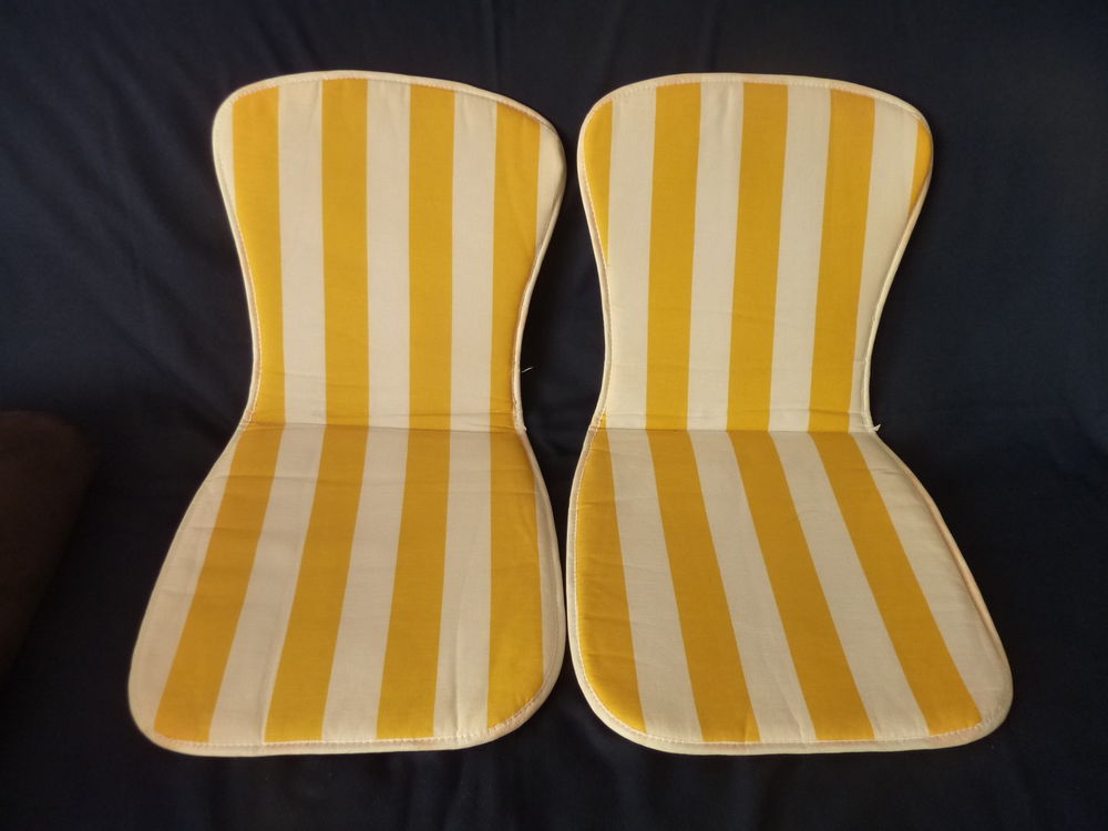 2 coussins pour si&egrave;ges de jardin Jardin