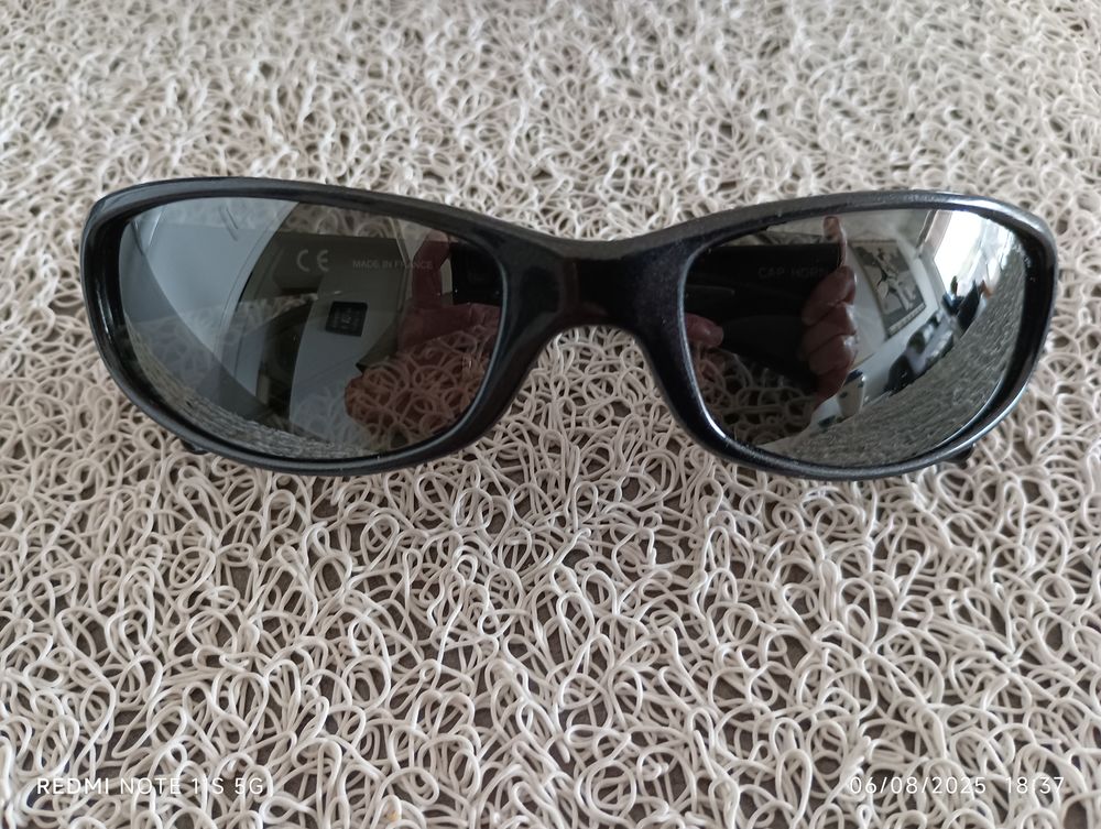 Lunette de soleil marque Julbo Sports