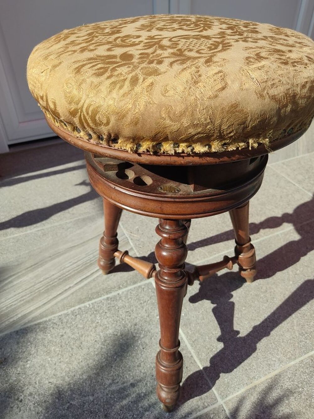 tabouret ancien de piano 