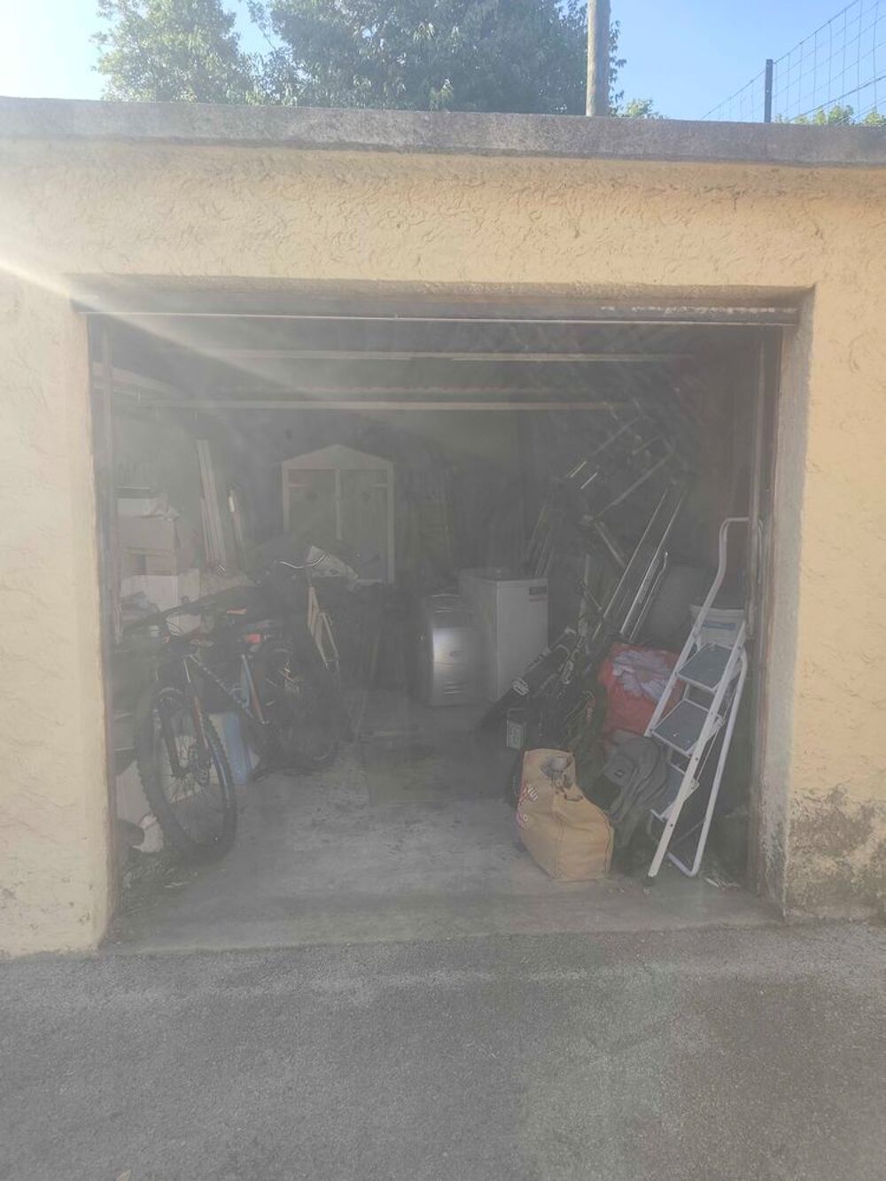 Vente Parking/Garage garage box dans résidence privée Toulon