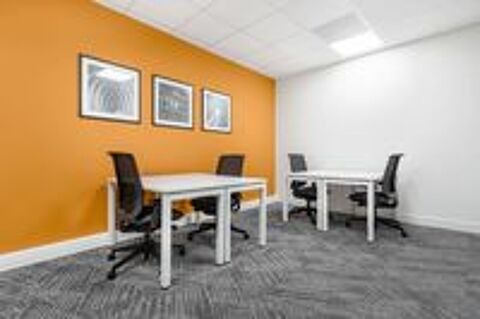   Bureau priv pour 3 personnes  8 Rue Charles de Remusat 