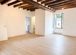  Appartement à louer 3 pièces 70 m²
