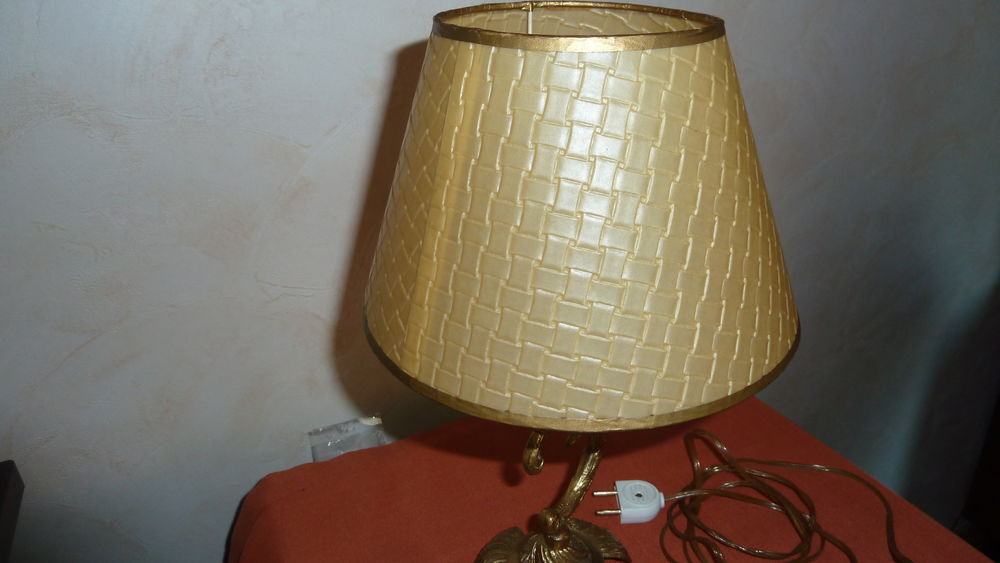 Lampe de chevet, pied bronze Dcoration