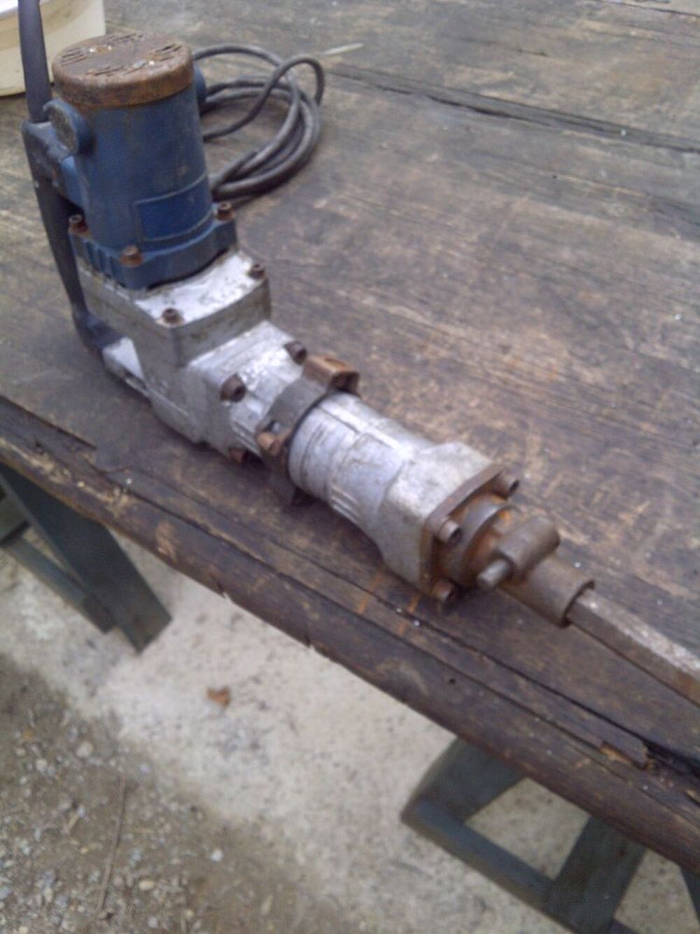 Marteau piqueur Burineur RYOBI Bricolage