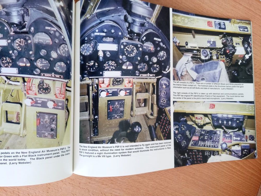 F6F Hellcat - Walk Around No. 5509 Squadron/Signal Livres et BD