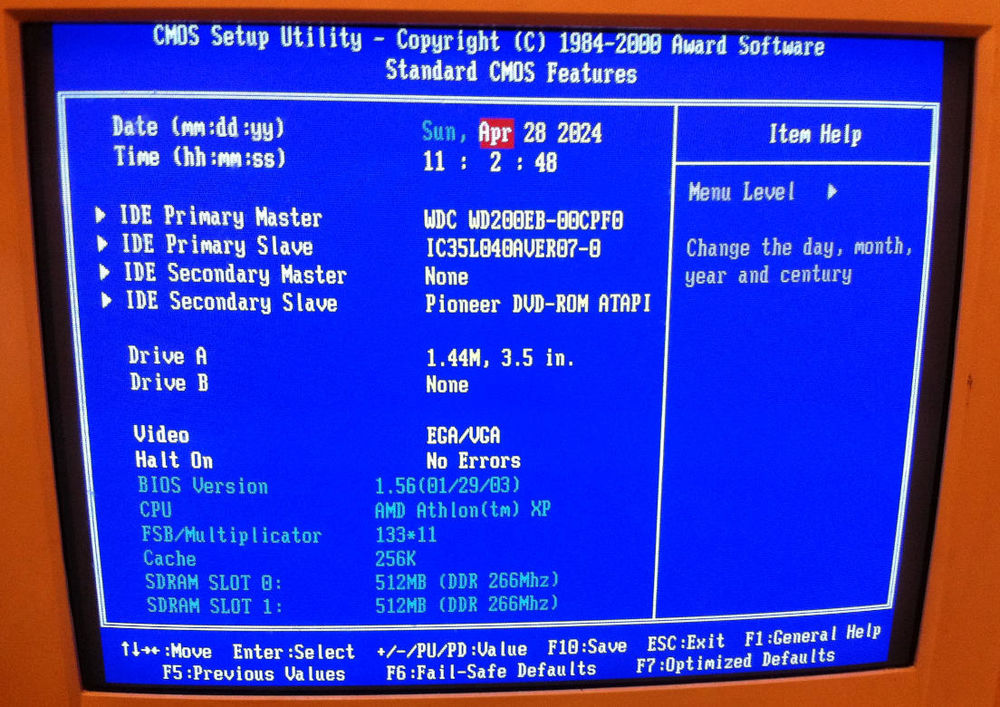 PC retrogaming Windows 98 lecteur DVD Matriel informatique