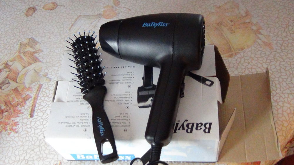 SECHE CHEVEUX BABYLISS Electroménager