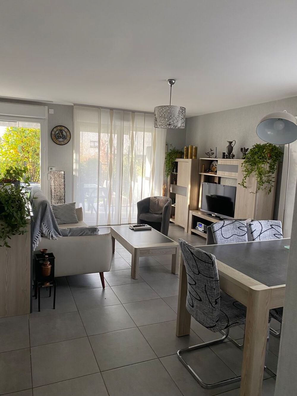 Vente Appartement Appartement T4  EPAGNY 74330 rez de jardin 
l Épagny metz tessy
