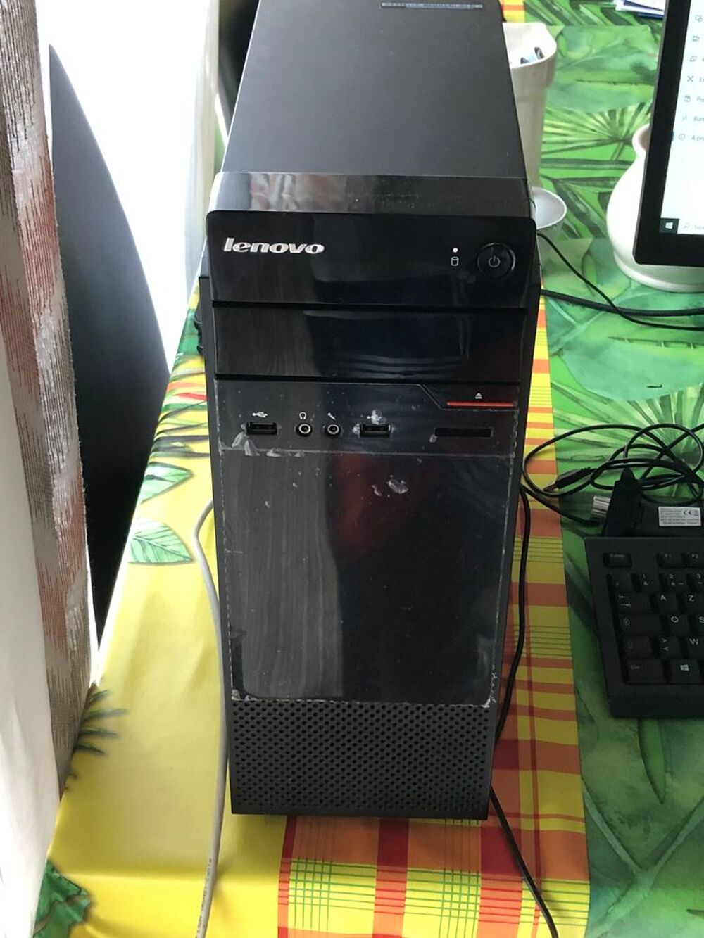 Ordinateur TOUR LE NOVO S200 N3700 Matériel informatique