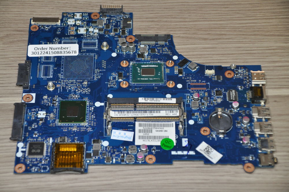 Carte m&egrave;re Dell Inspiron 3521 Matériel informatique