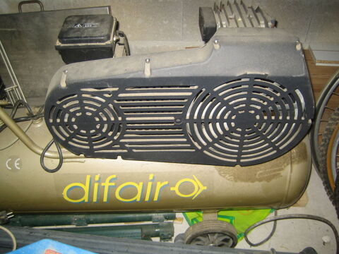 COMPRESSEURE 100 LITRE MARQUE ALIFEUR LIMOGES 365 Limoges (87)