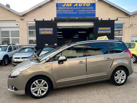 Peugeot 5008 1.6 HDi 112ch FAP BVM6 Premium 5pl 2011 occasion Firminy 42700