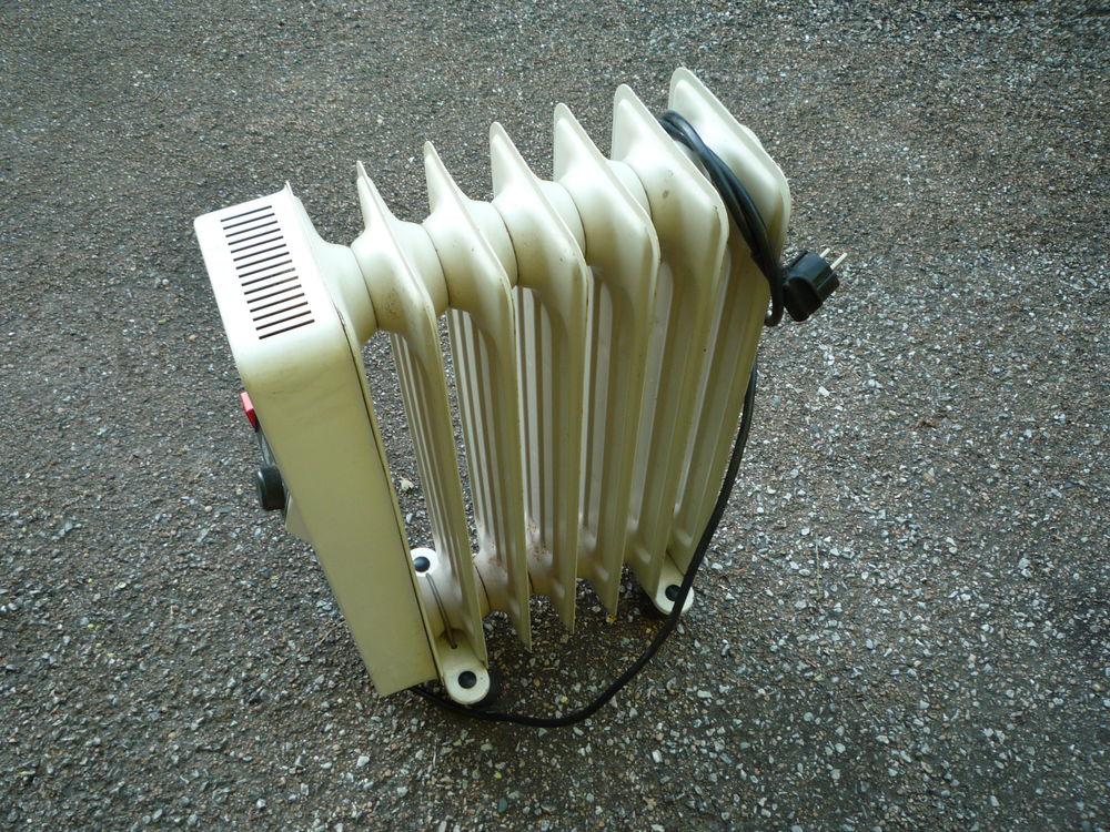 Radiateur bain d'huile Delonghi Bricolage
