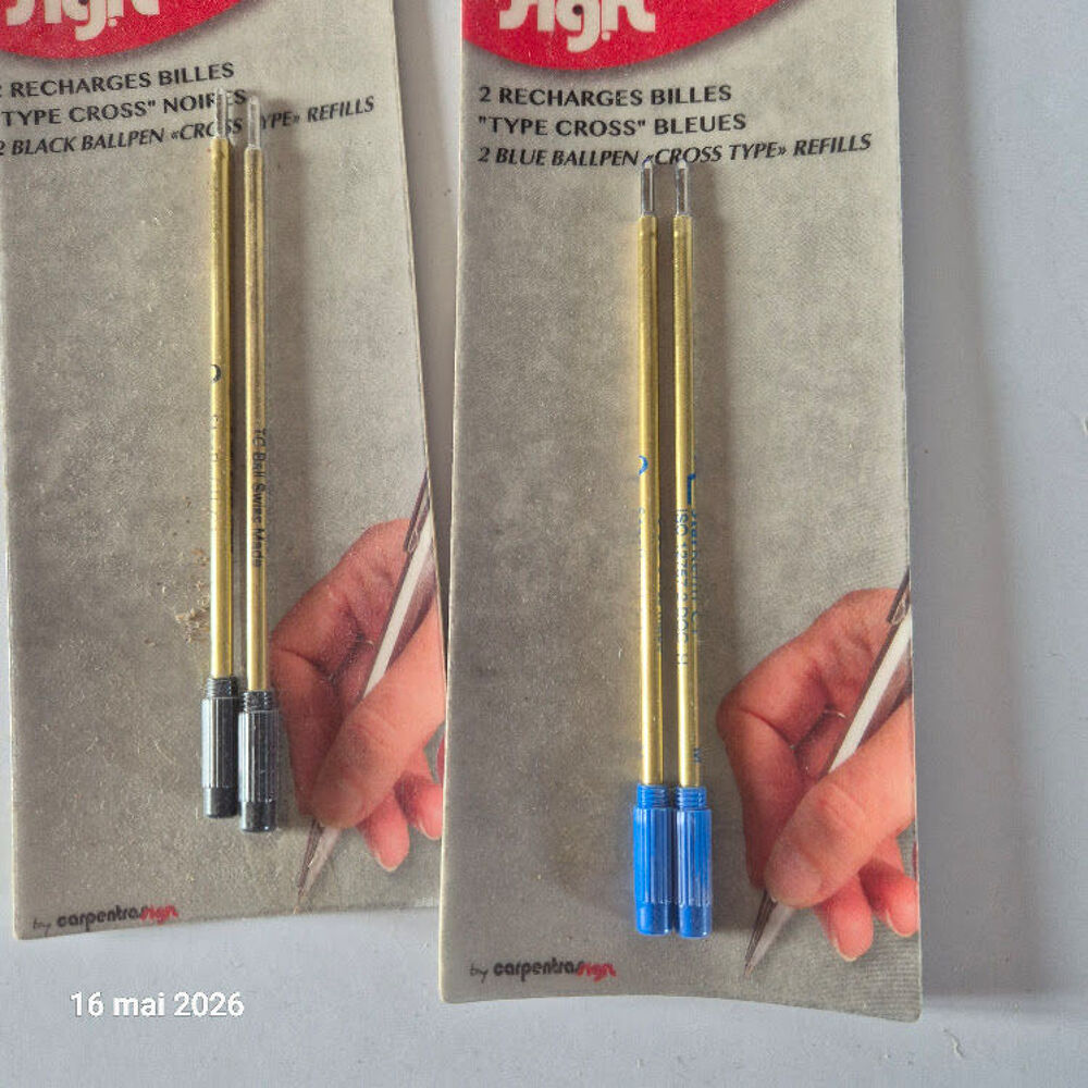 Recharge pour stylo &agrave; bille type Cross Bleu et noir - Medium Bricolage