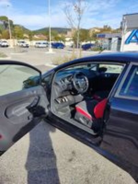 Fiesta 1.0 EcoBoost 140 S&S Black Edition 2015 occasion 13124 Peypin