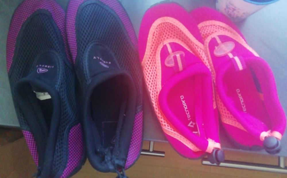 Chaussons d'eau enfants pointures 29 &amp; 36 TBE A SAISIR ! Chaussures