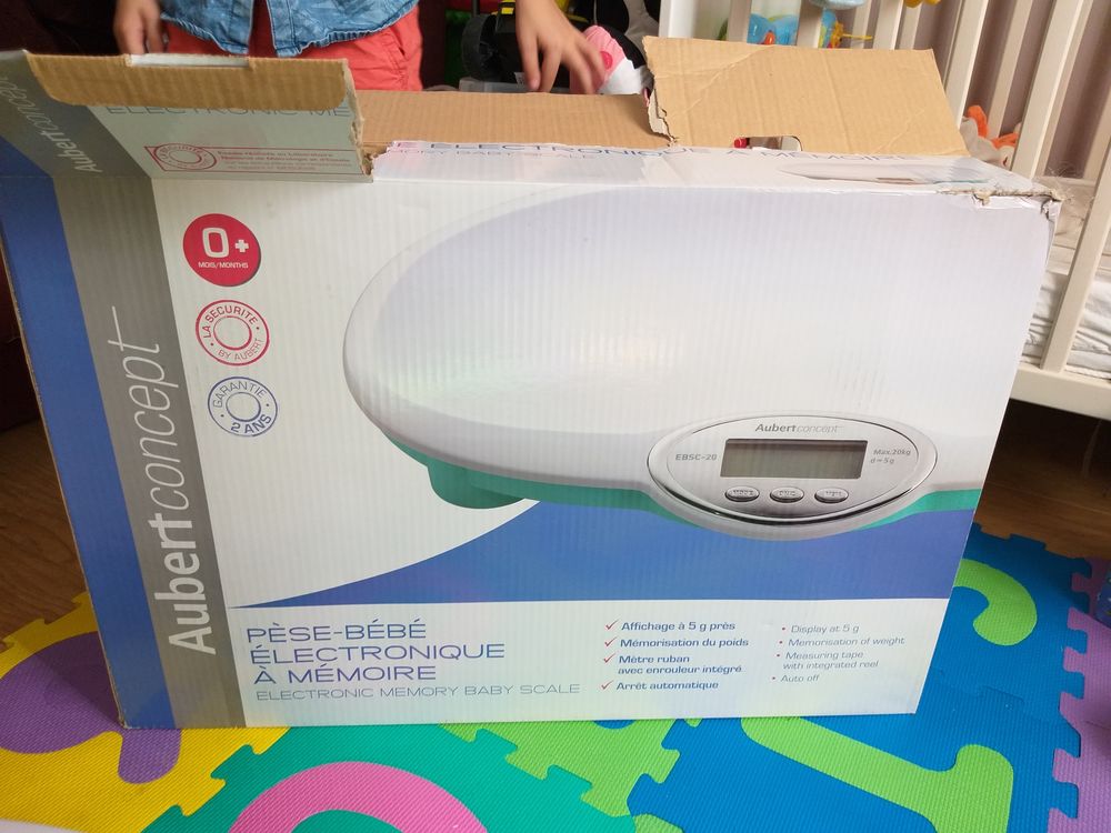 P&egrave;se b&eacute;b&eacute; &eacute;lectronique Aubert Concept Puériculture