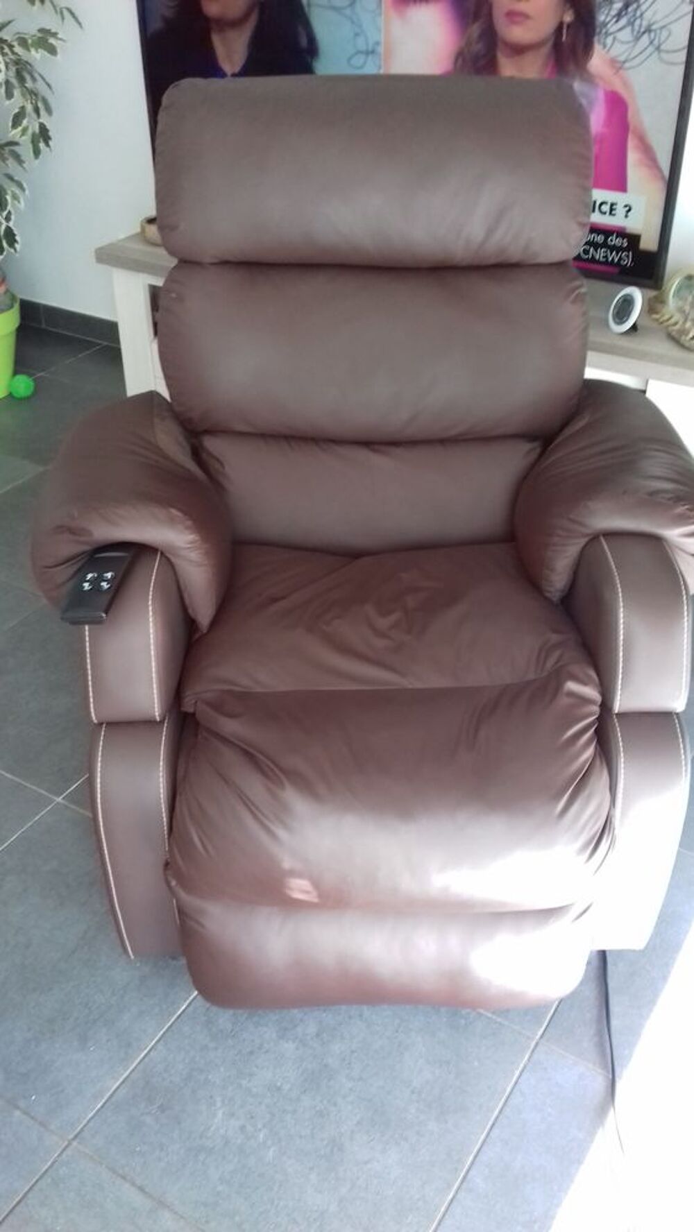 Fauteuil m&eacute;dical releveur Cocoon XXL 2 moteurs Meubles