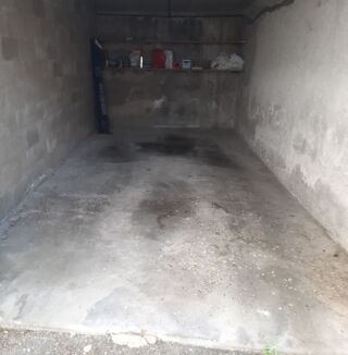  Parking / Garage  vendre 17 m