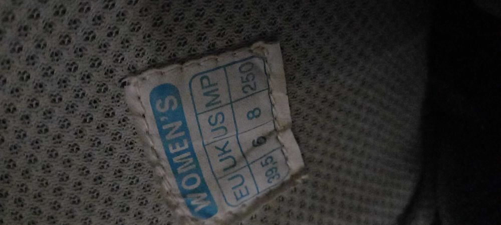 vendre patin roulette pointure 36. tr&egrave;s bonne &eacute;tat Sports