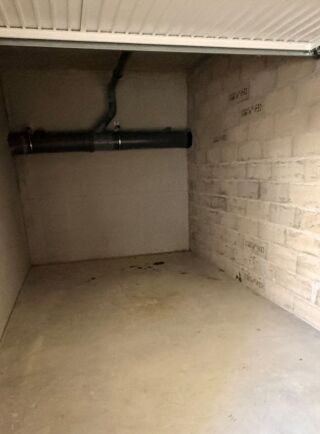  Parking / Garage à louer 15 m²