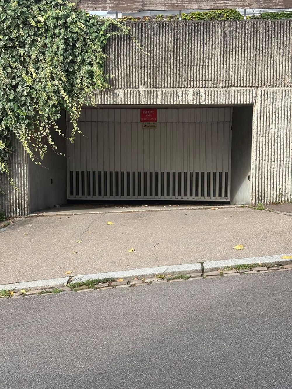 Location Parking/Garage Parking, 45, boulevard de l'yser 76000 rouen Rouen