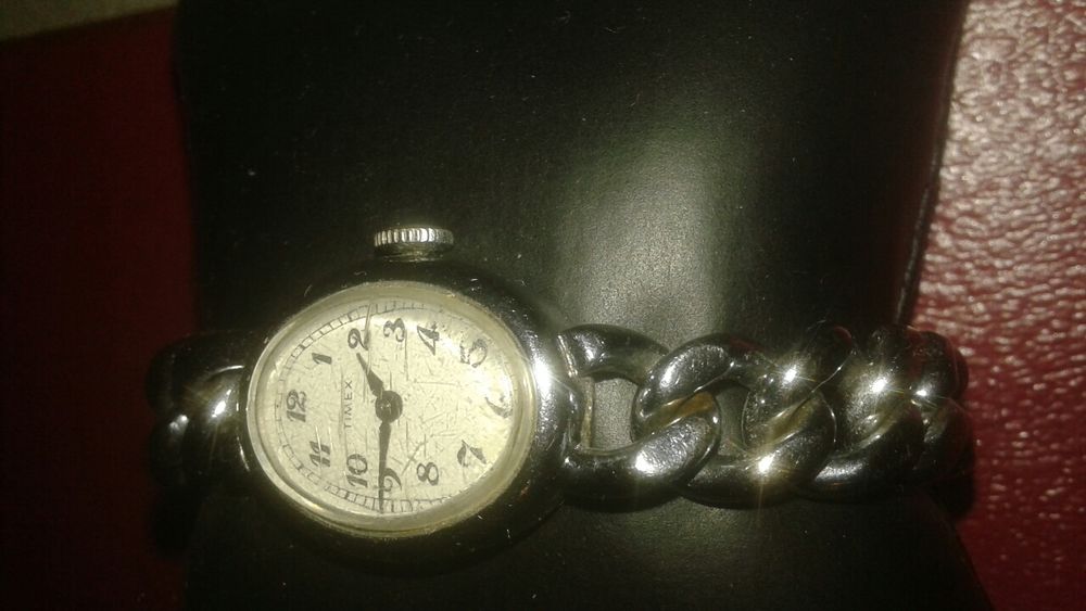 TIMEX. France. Bijoux et montres