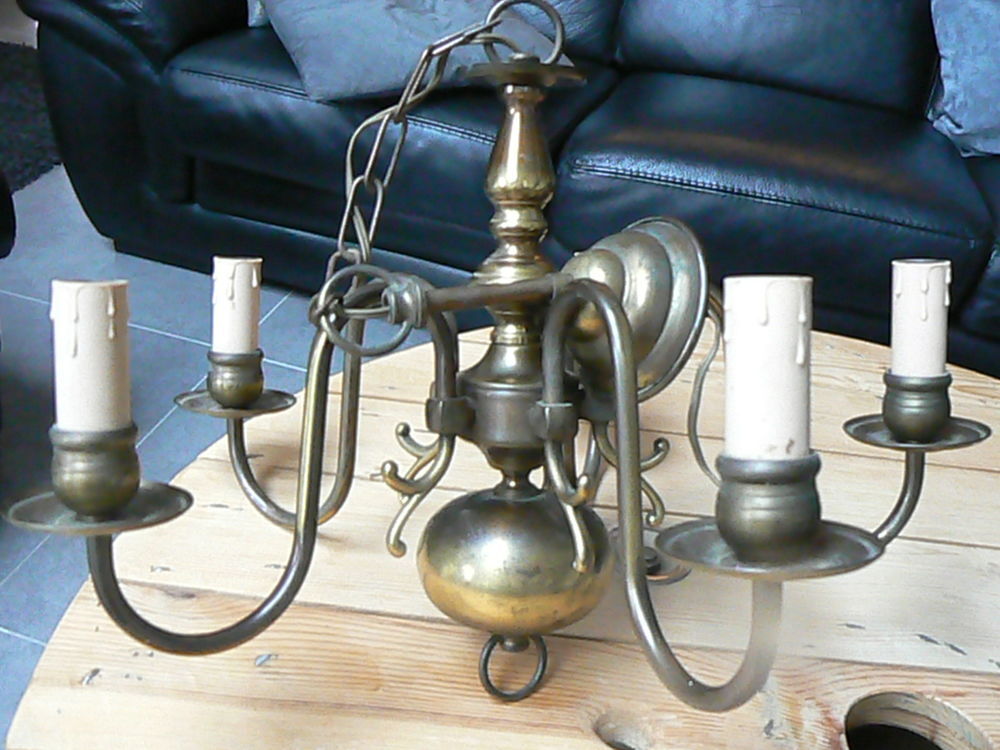 Lustre ancien 5 branches en laiton. Décoration