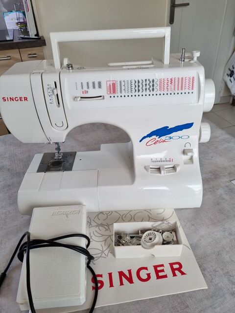 machine à coudre Singer Celia 300 170 Bosc Guerard St Adrien (76)