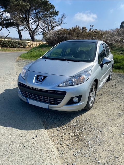 Peugeot 207 1.6 VTi 120ch Allure A 2011 occasion Lannion 22300