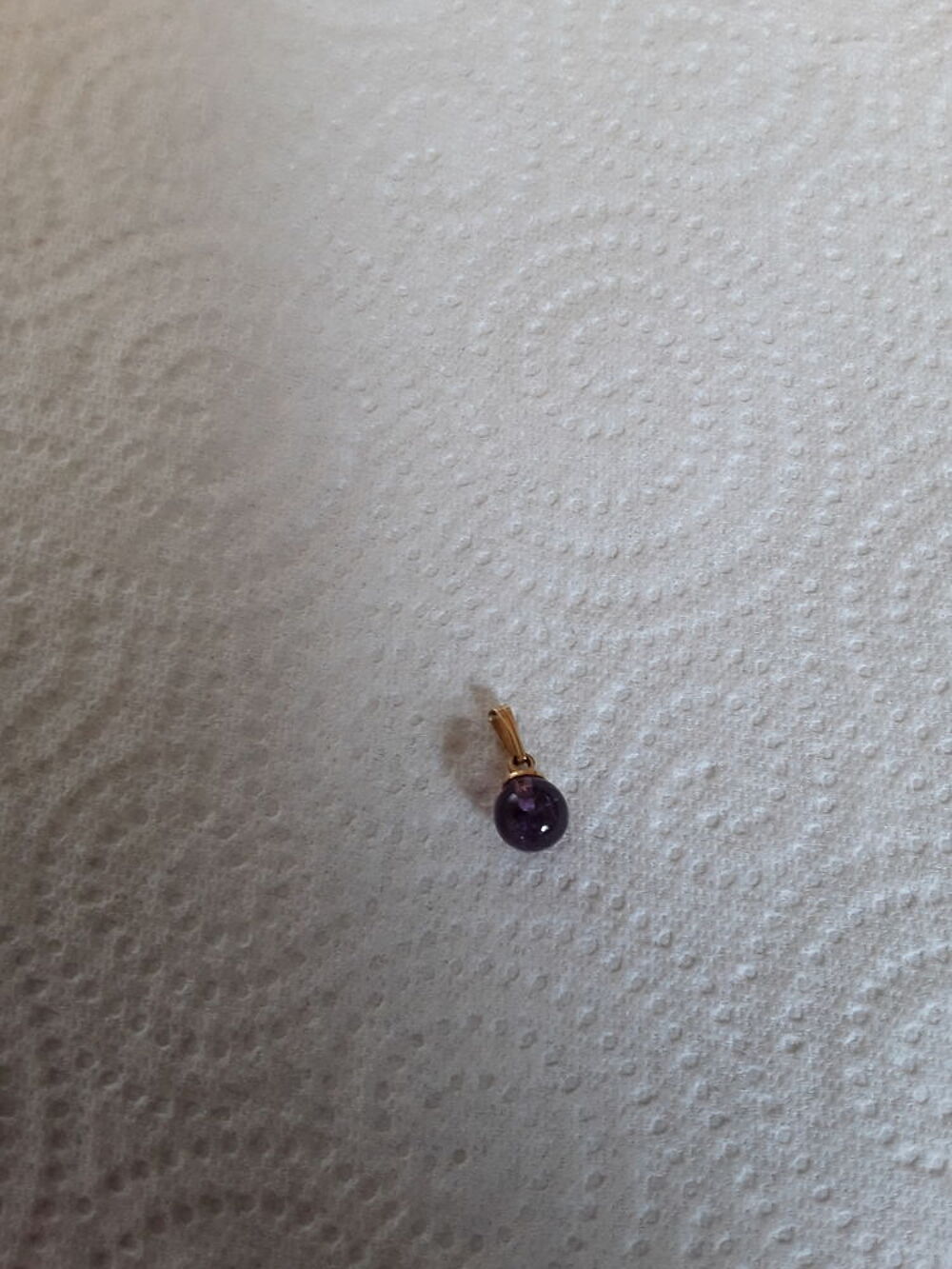 Pendentif perle violette Bijoux et montres