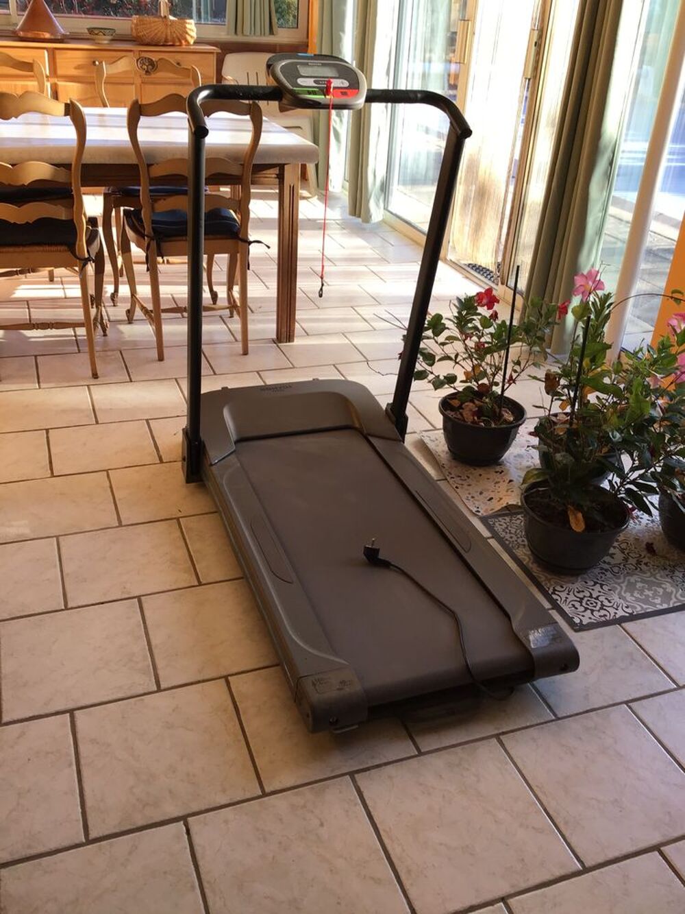Tapis de marche Domyos neuf Sports
