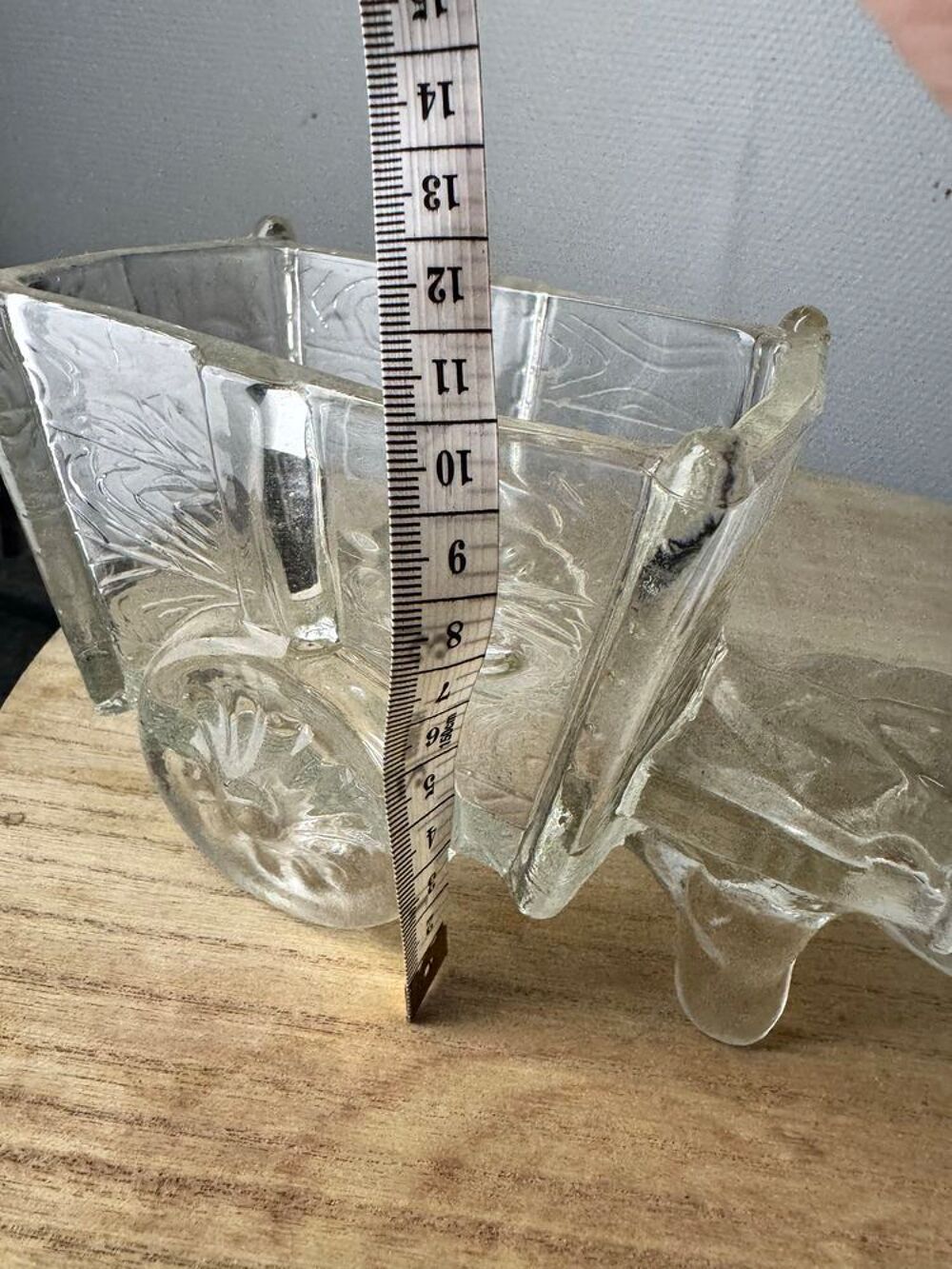 Vide-poche vintage cheval et charrette en verre press&eacute; Décoration