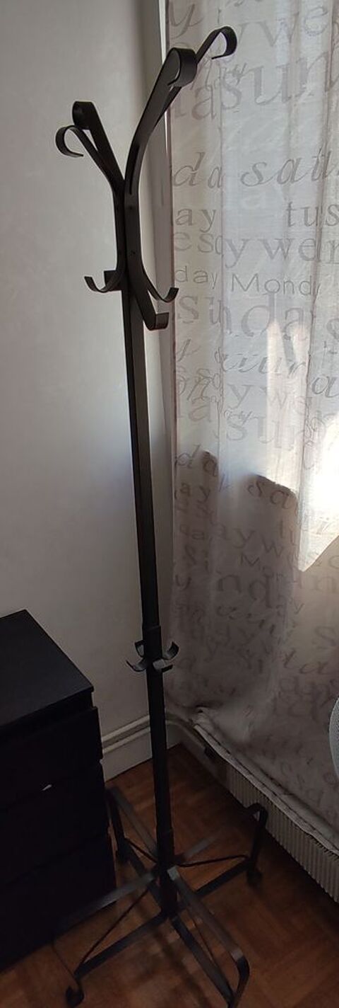 Porte-manteau 5 Montrouge (92)