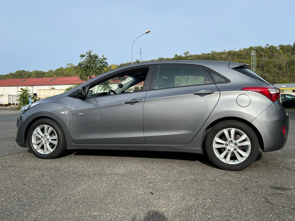 i30 1.6 CRDi 110 Blue Drive Pack Inventive 2013 occasion 77130 La Grande-Paroisse
