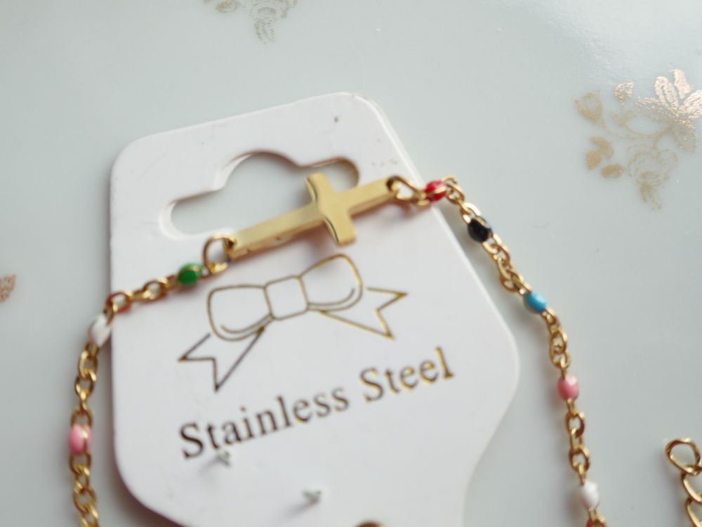 Bracelet Croix Perle Multicolore, bijoux religieux, bapt&ecirc;me, Bijoux et montres