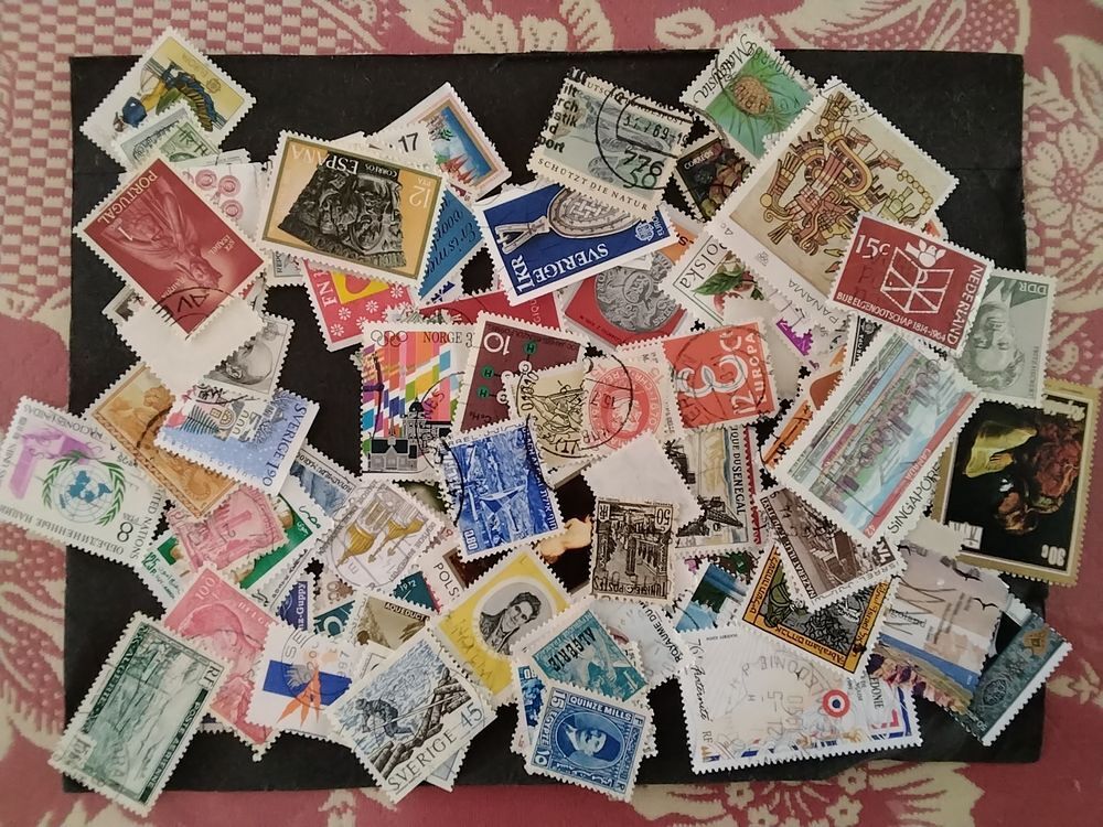 Timbres oblit&eacute;res 