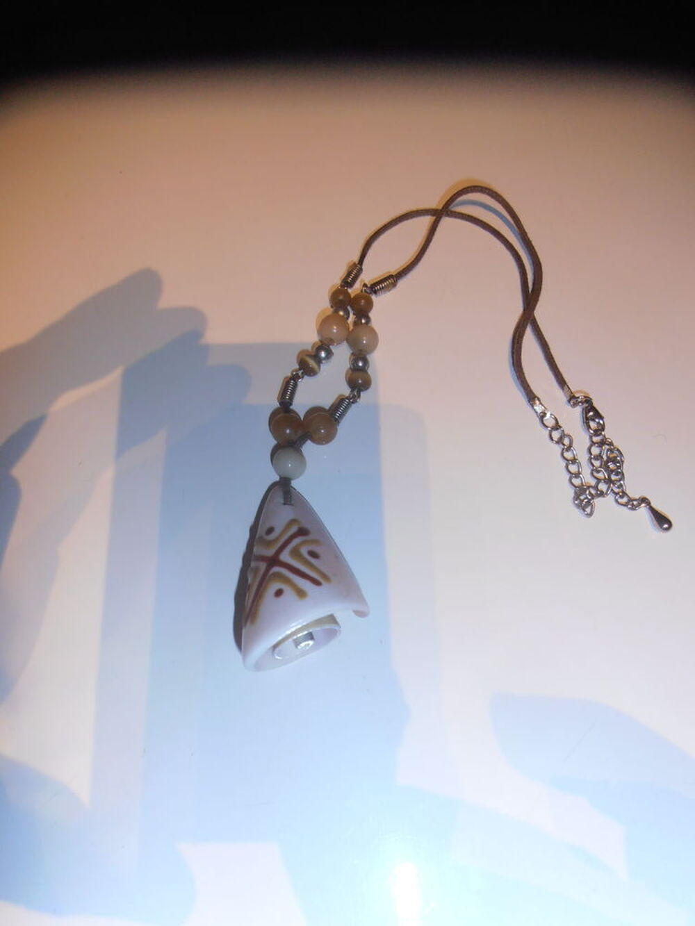 Collier coquillage 27 (28b) Bijoux et montres