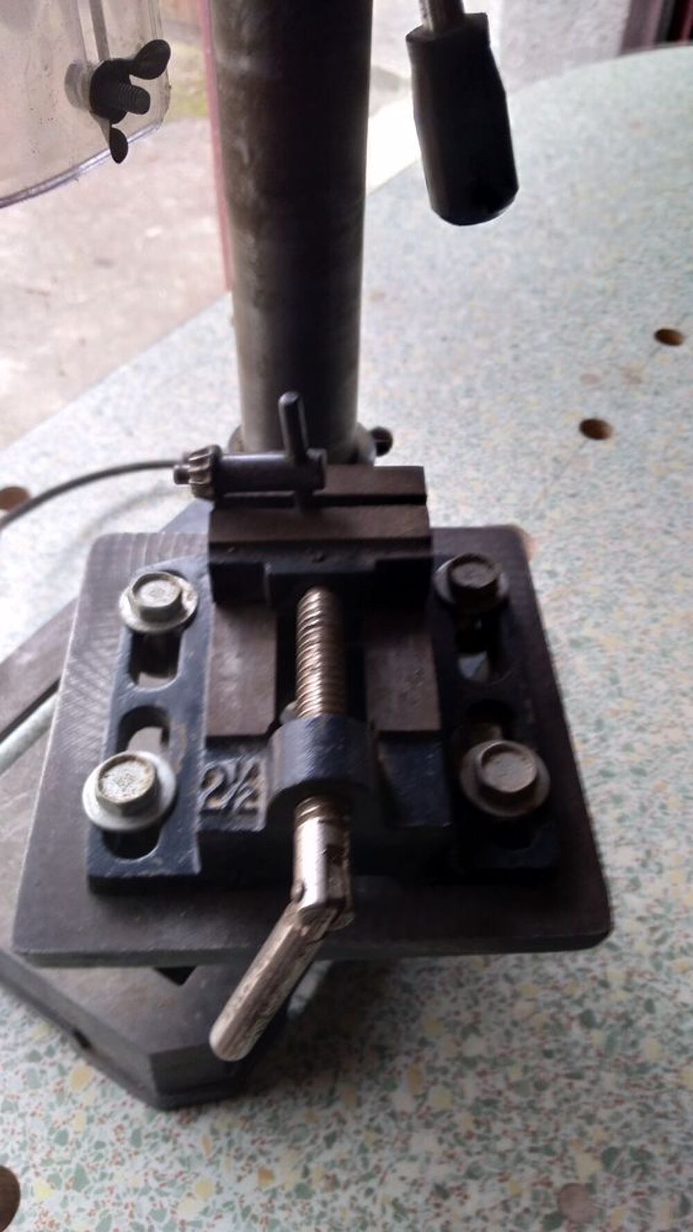 perceuse &agrave; colonne d'&eacute;tabli Bricolage