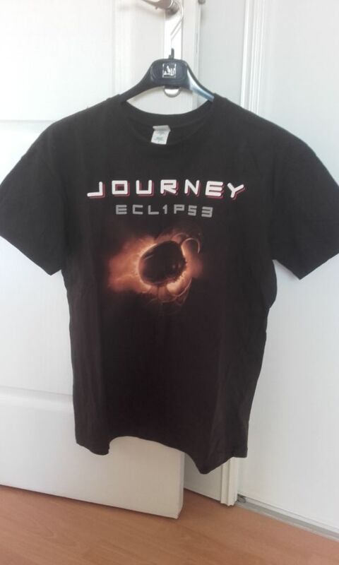 T-Shirt : Journey - Eclipse European Tour 2011 (Marron) - Ta 200 Angers (49)