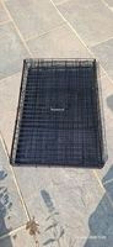   Cage pour chiots ou petits chiens 