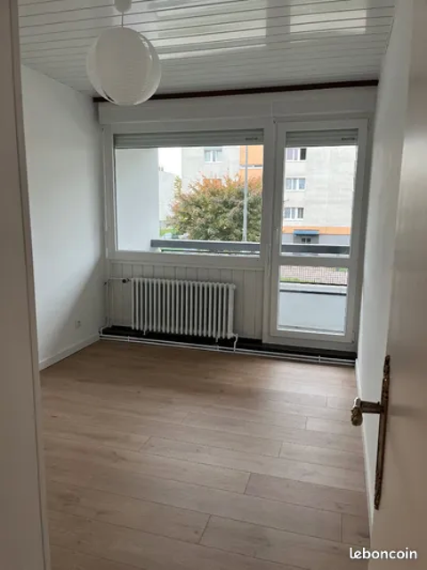  Appartement � louer 4 pi�ces 75 m� Uckange