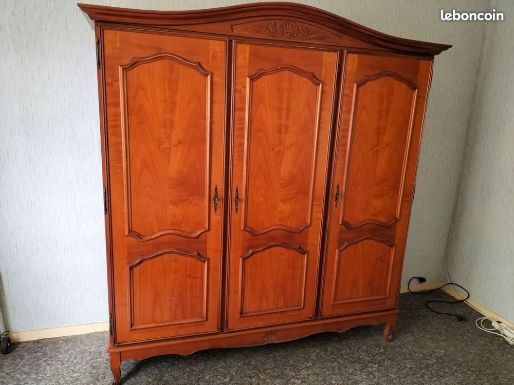 Armoire de chambre &agrave; coucher Meubles