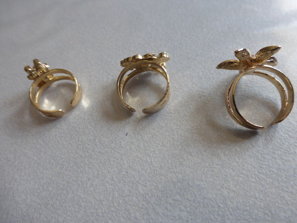 BAGUE ENFANT r&eacute;glable - neuve Bijoux et montres